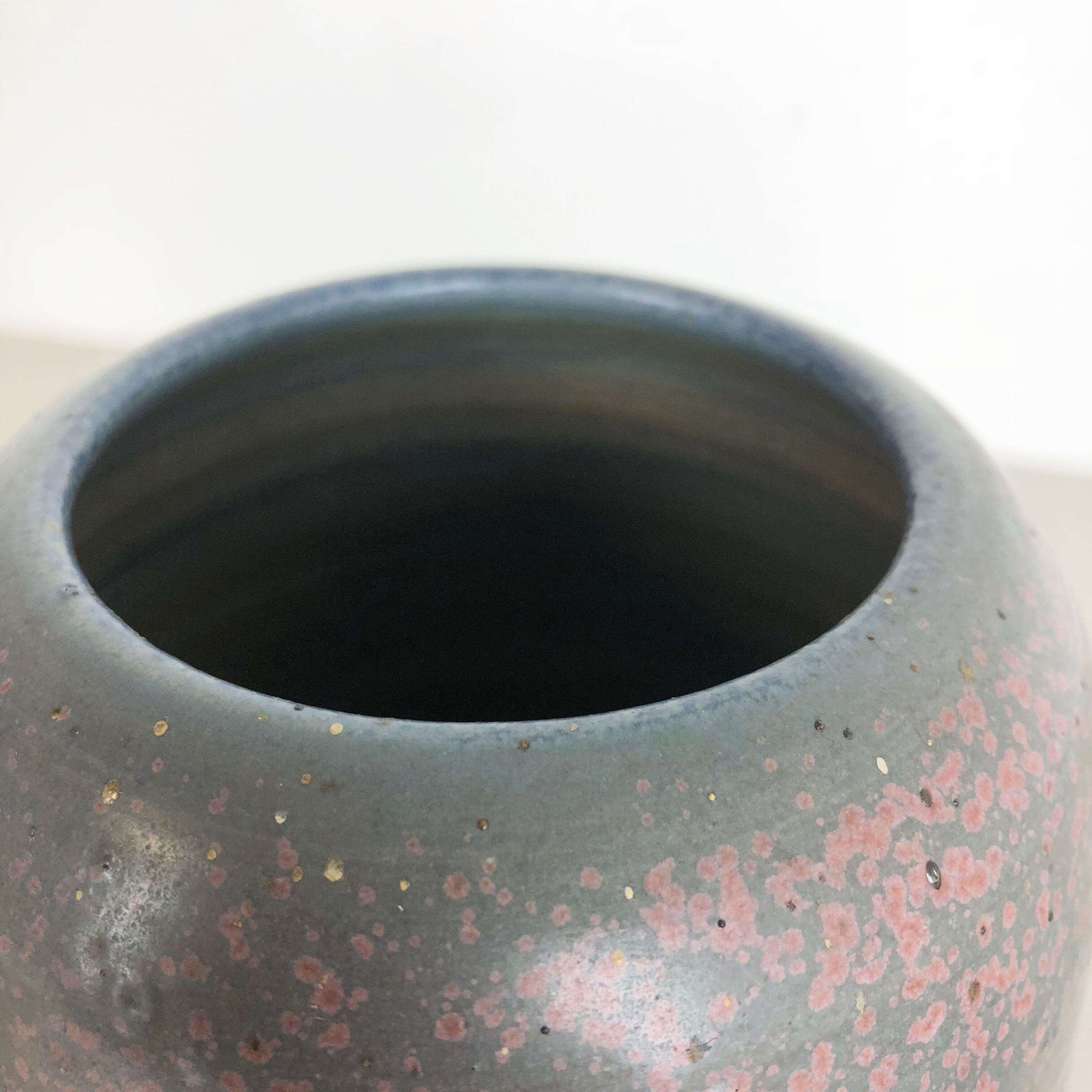 Original ceramic studio pottery vase by Piet Knepper for Mobach Netherlands, 1970