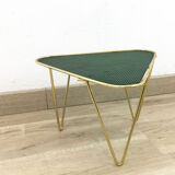 Table tripode perforée