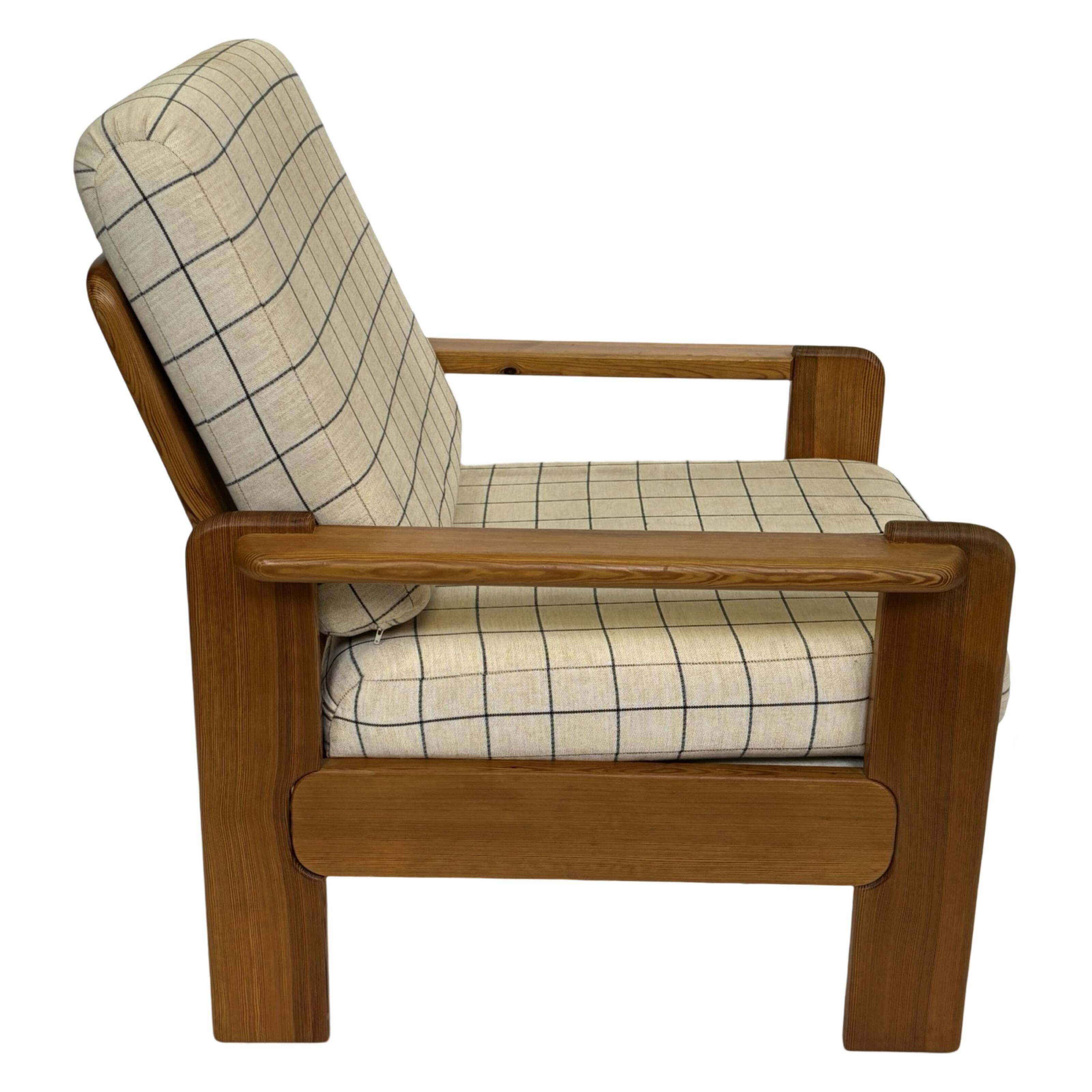 Vintage armchair set of 2 pinewood pine 70s design