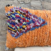 Vintage Berber Kilim cushion cover: Moroccan wool cushion.
