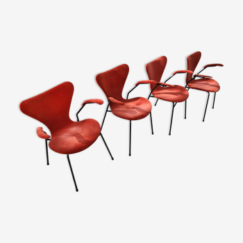 4 chairs serie 7 Arne Jacobsen Frtiz Hansen