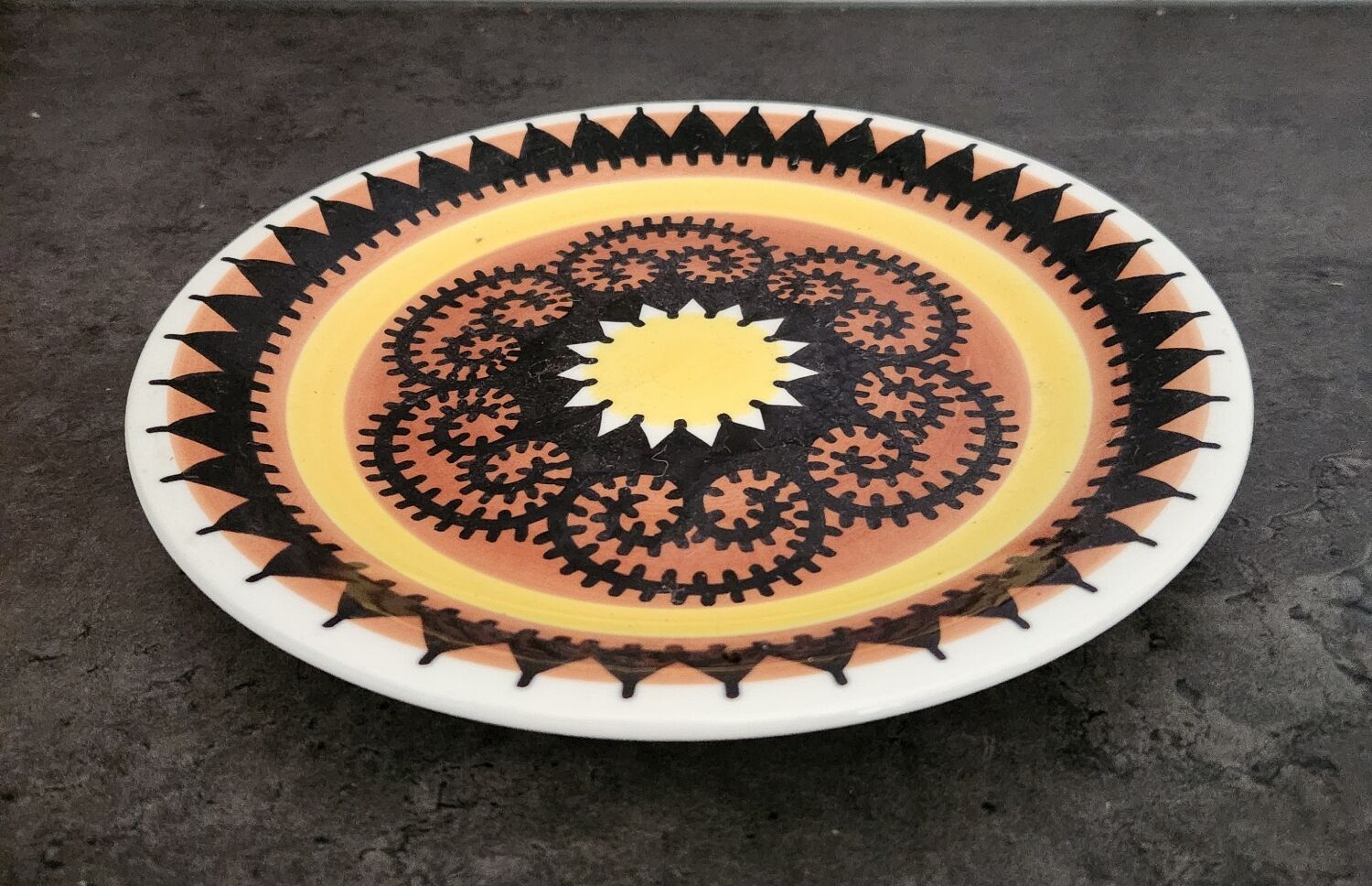 Plate C. Bernard: Quimper