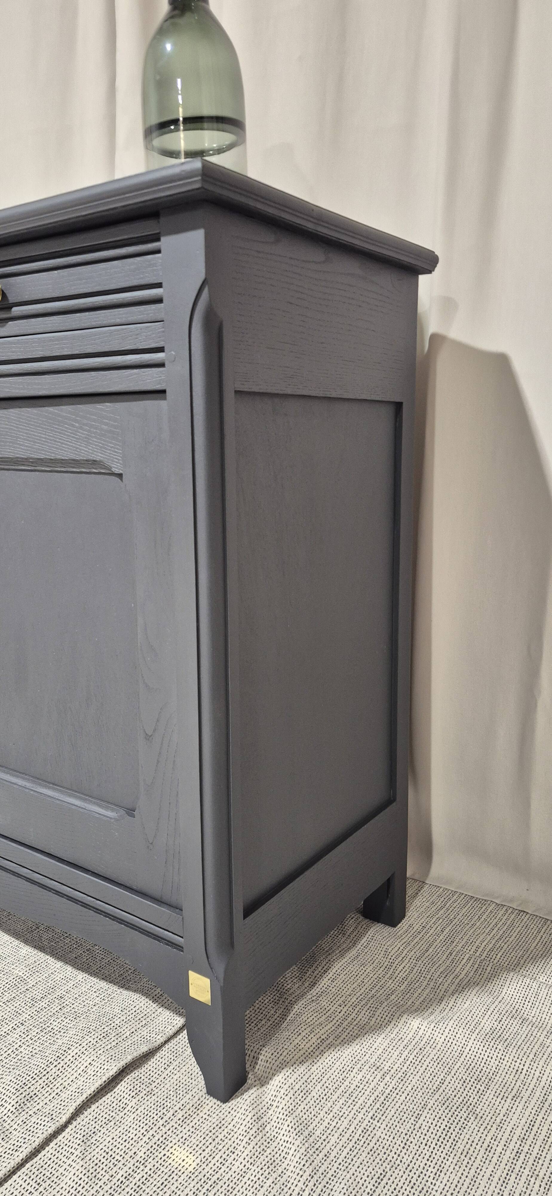 Buffet with 2 doors and 2 drawers