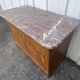 Commode Louis-Philippe en ronce de noyer avec marbre rosé – XIXe siècle