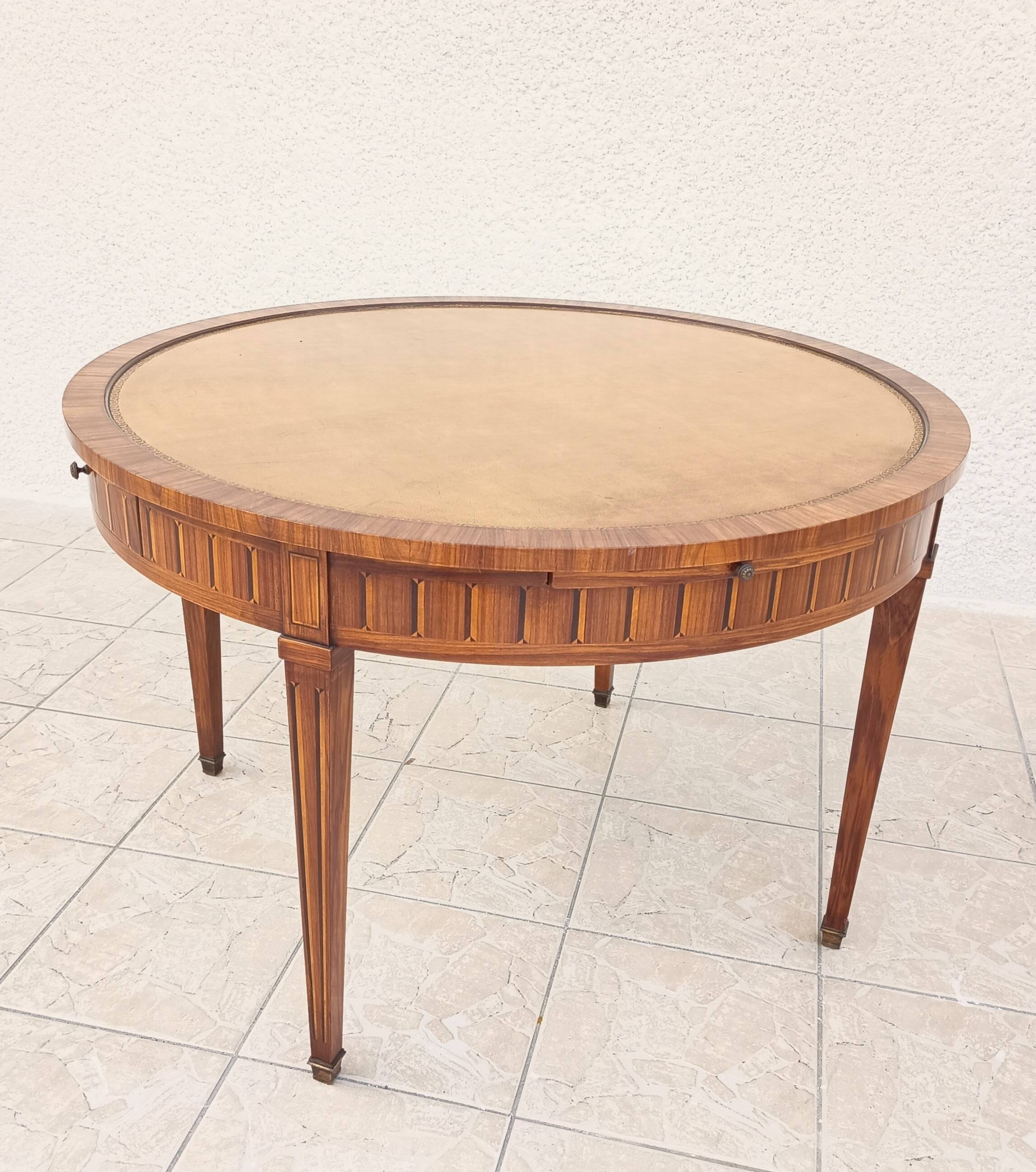 Large gaming table in Louis XVI style