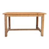 Dining table for 6 people – square feet