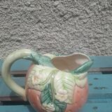 Strawberry pitcher