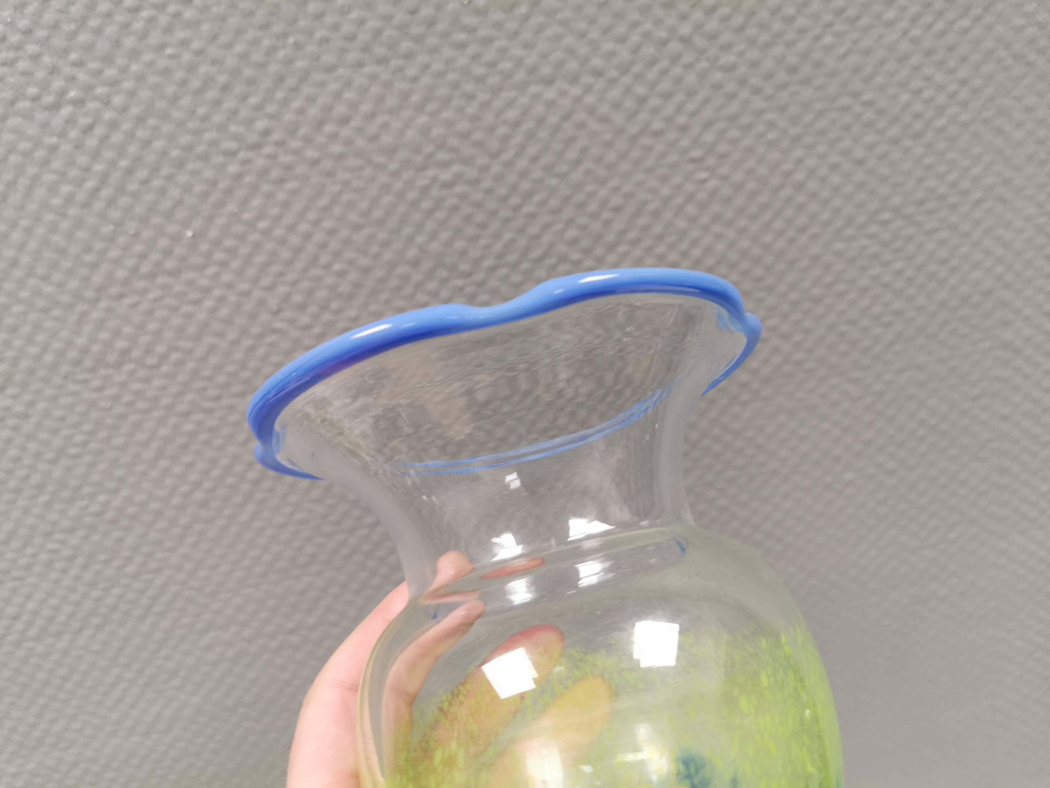 Vase conçu par Monica Backström pour Kosta Boda