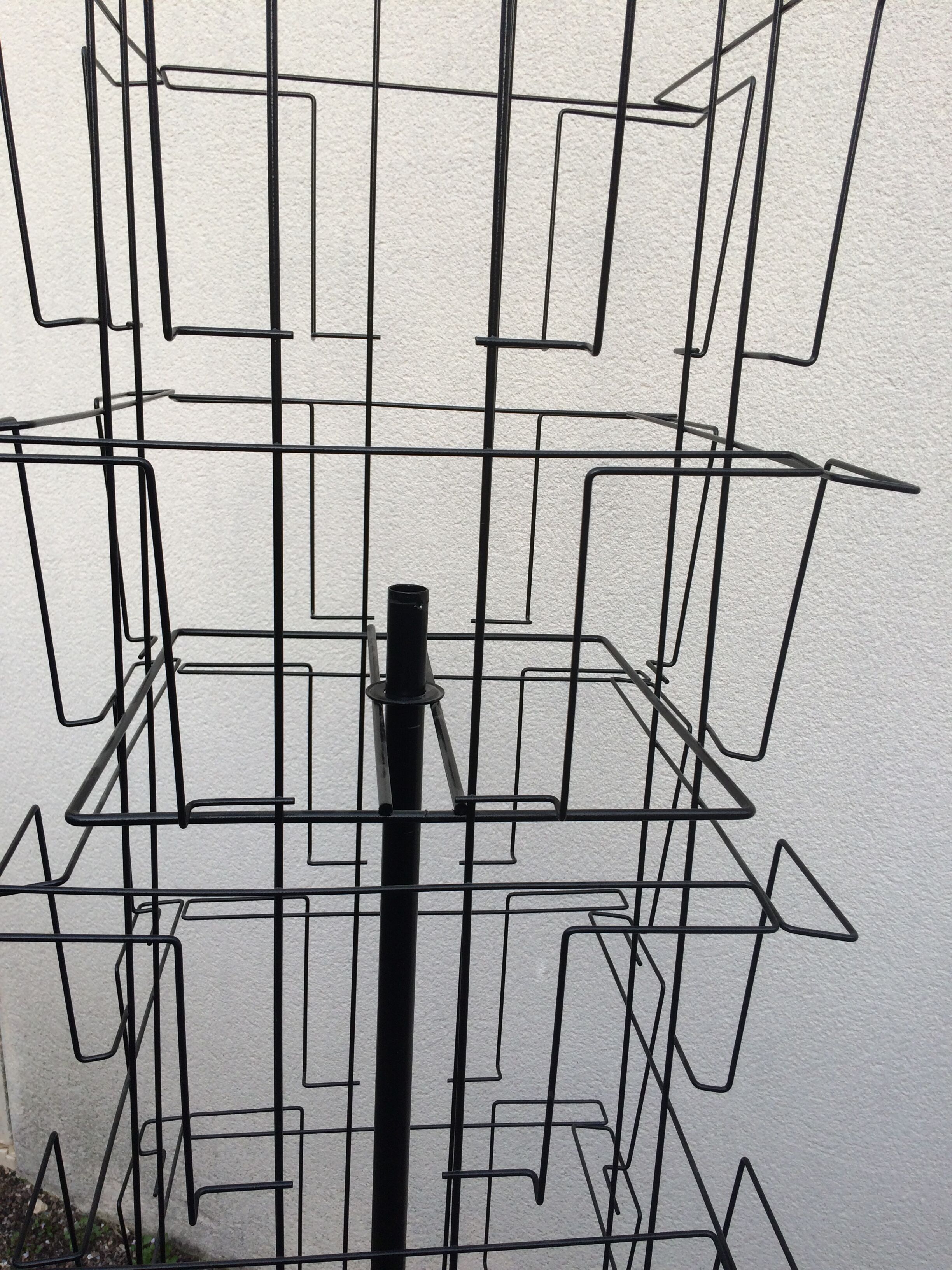 Presentation turnstile vinyl discs