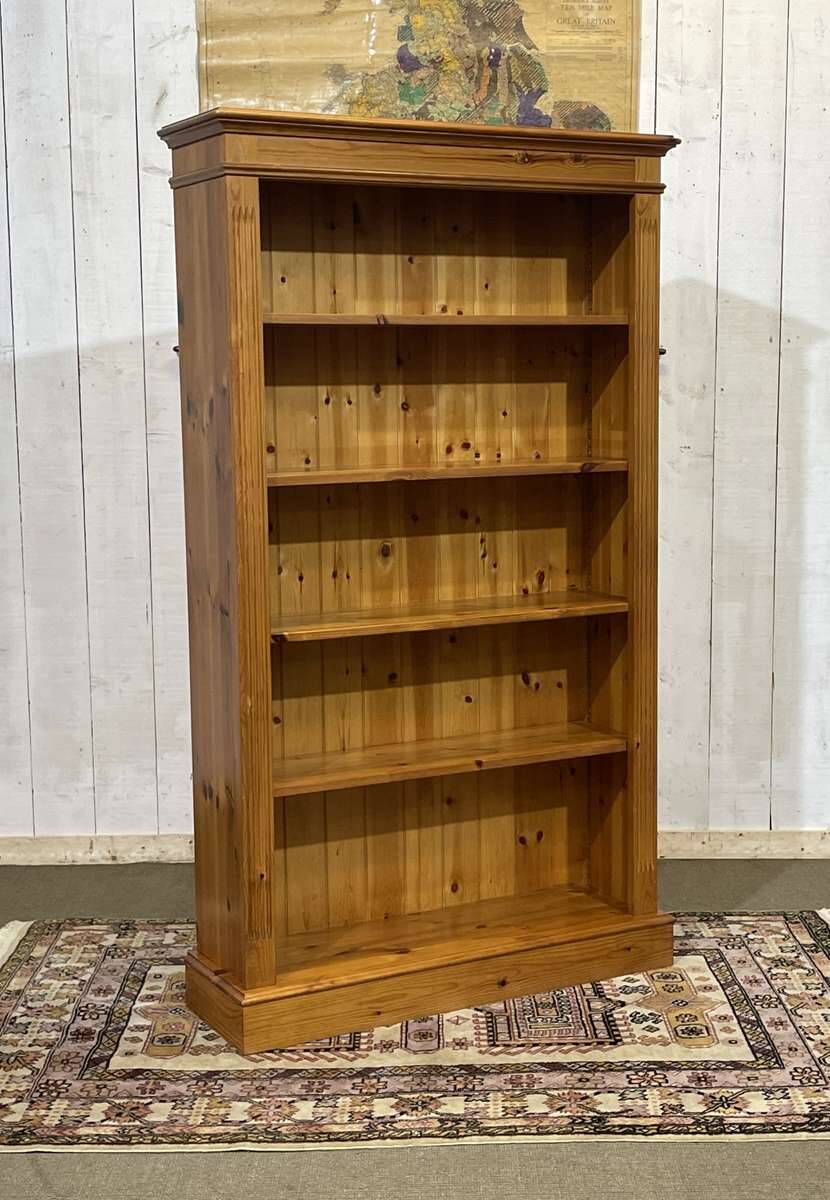 90s English pine shelf