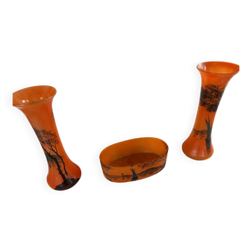GARNITURE DE CHEMINEE EN PÄTE DE VERRE SIGNEE LEGRAS