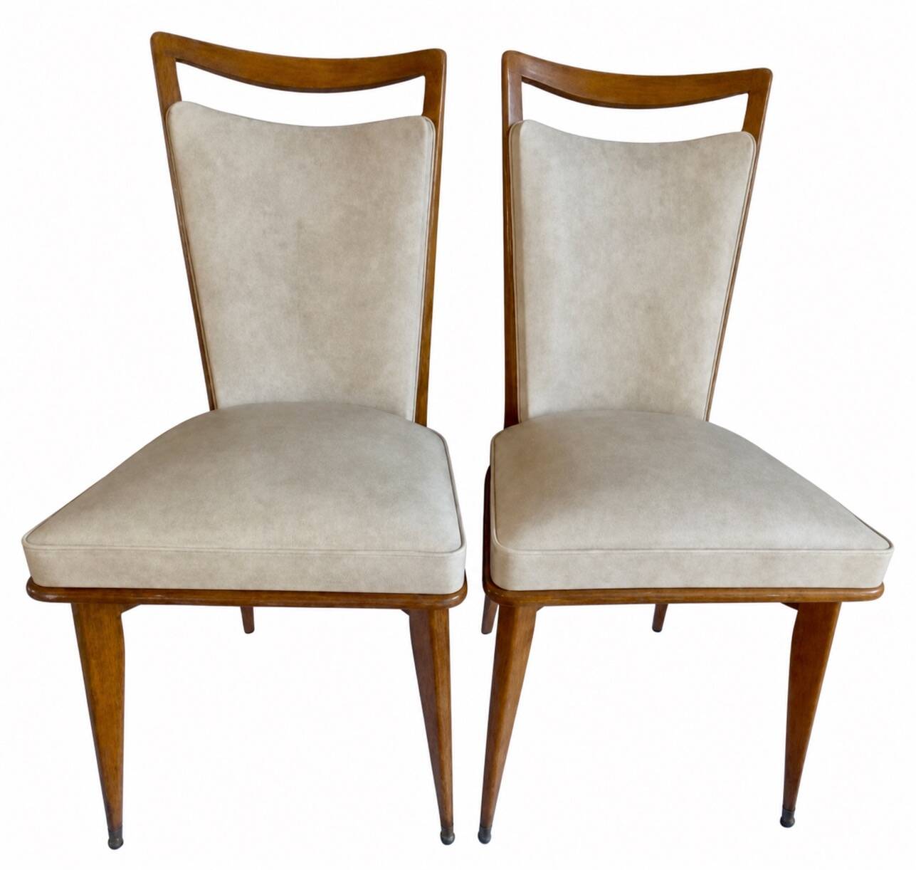 Pair of vintage chairs from the 50s/60s in mid-century Scandinavian style.