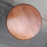 Folding coffee table