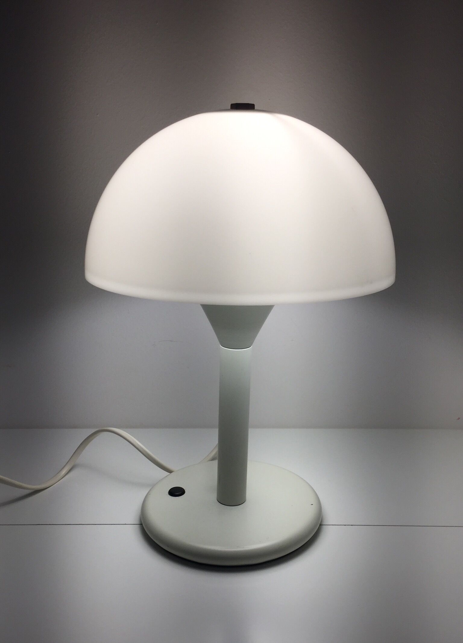 Aluminor mushroom lamp vintage design of the 70s