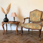 Armchair to the Queen, Louis XV style, circa 1750