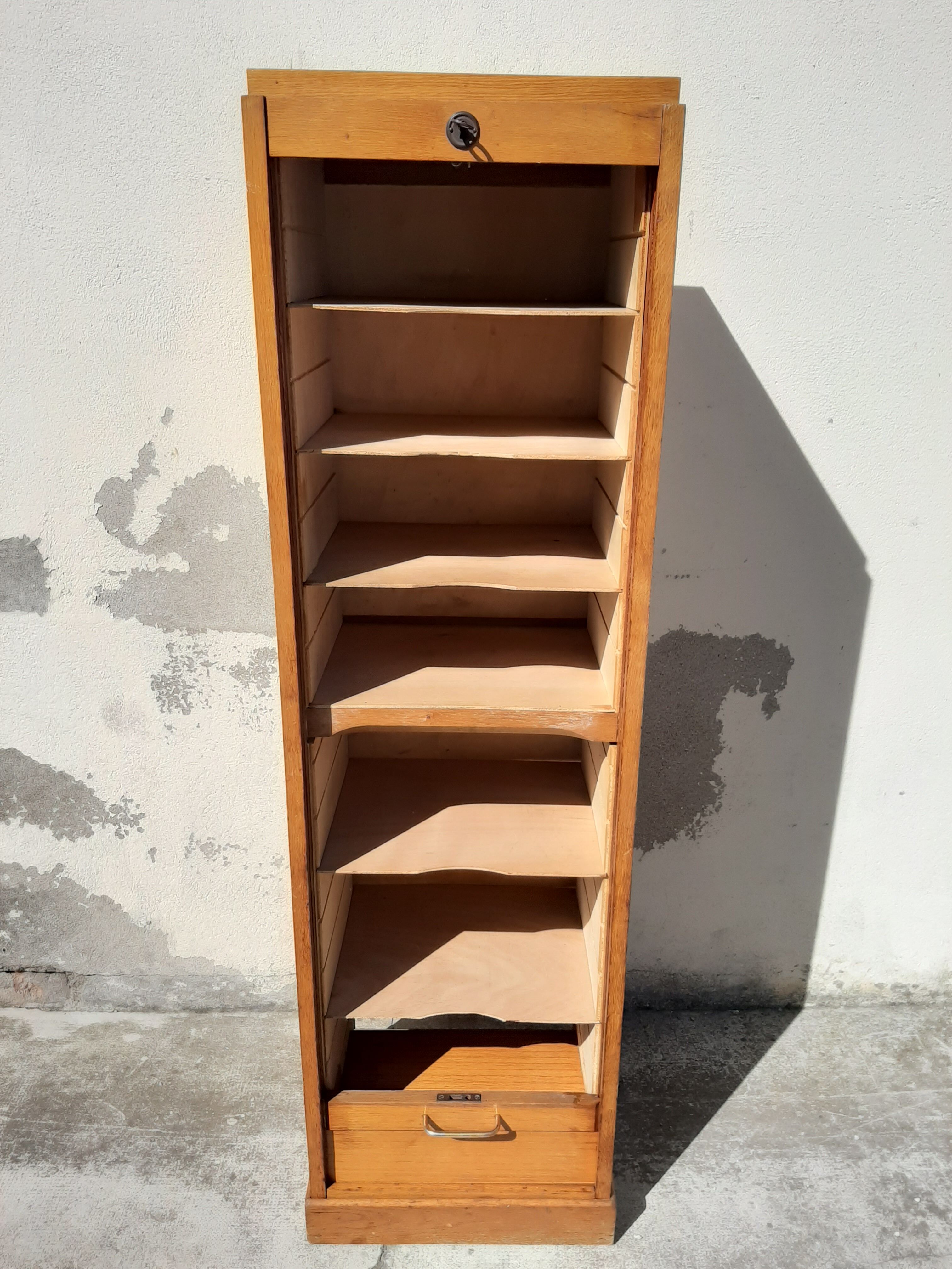 Curtain cabinet 1950