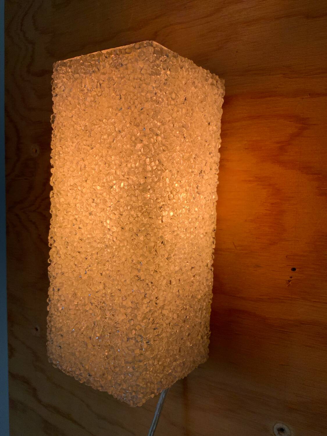 60´ wall light