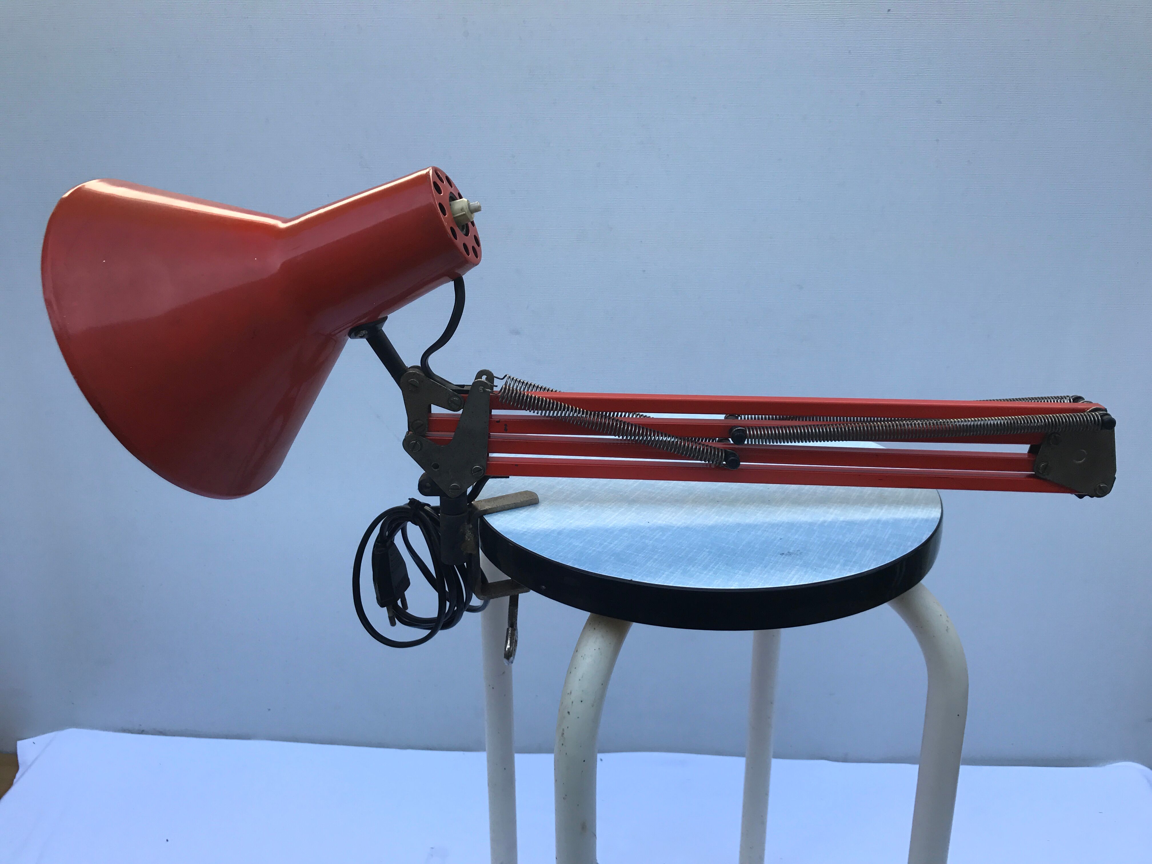 Architect articulated metal globe orange vintage 50s desk lamp