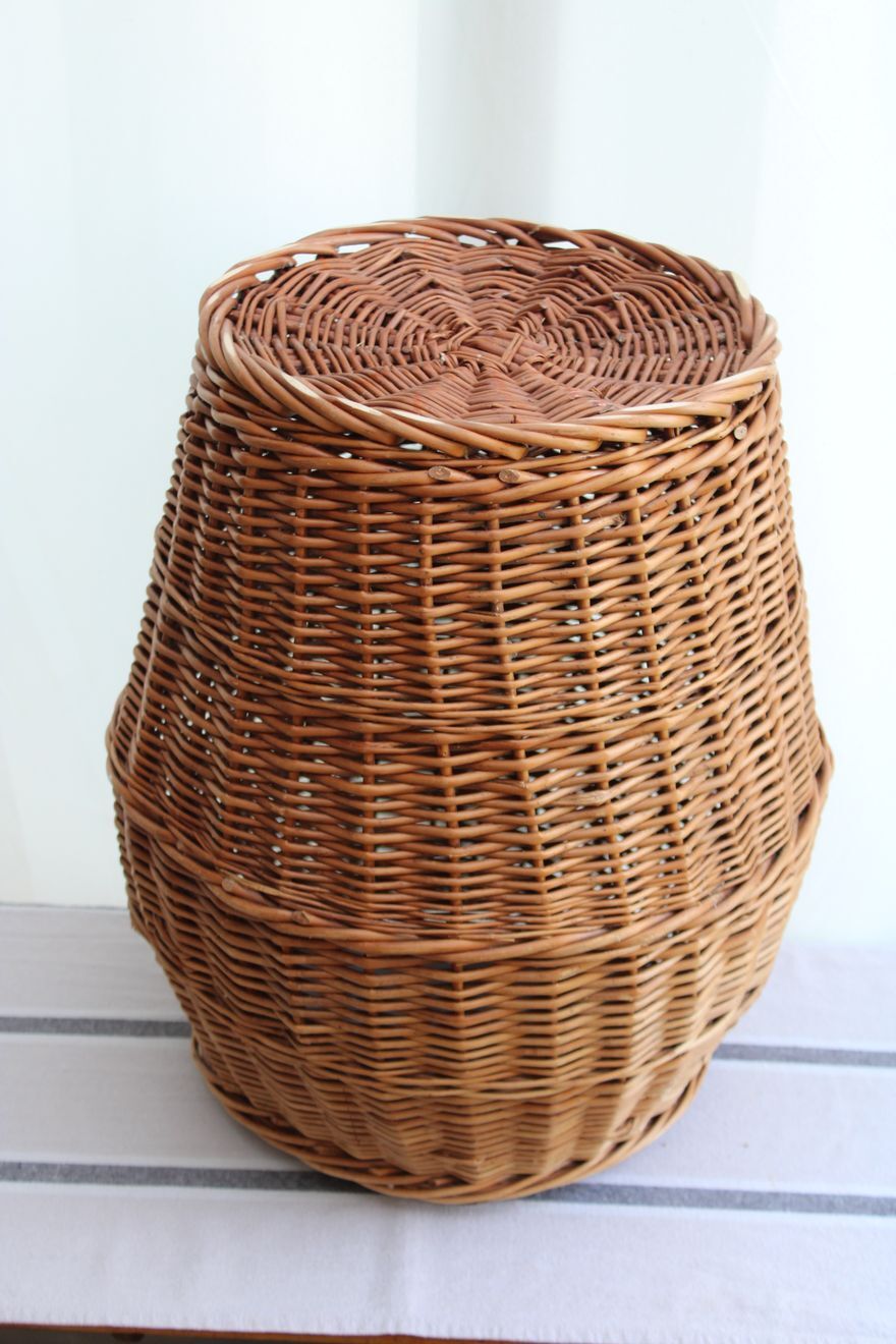 Wicker basket