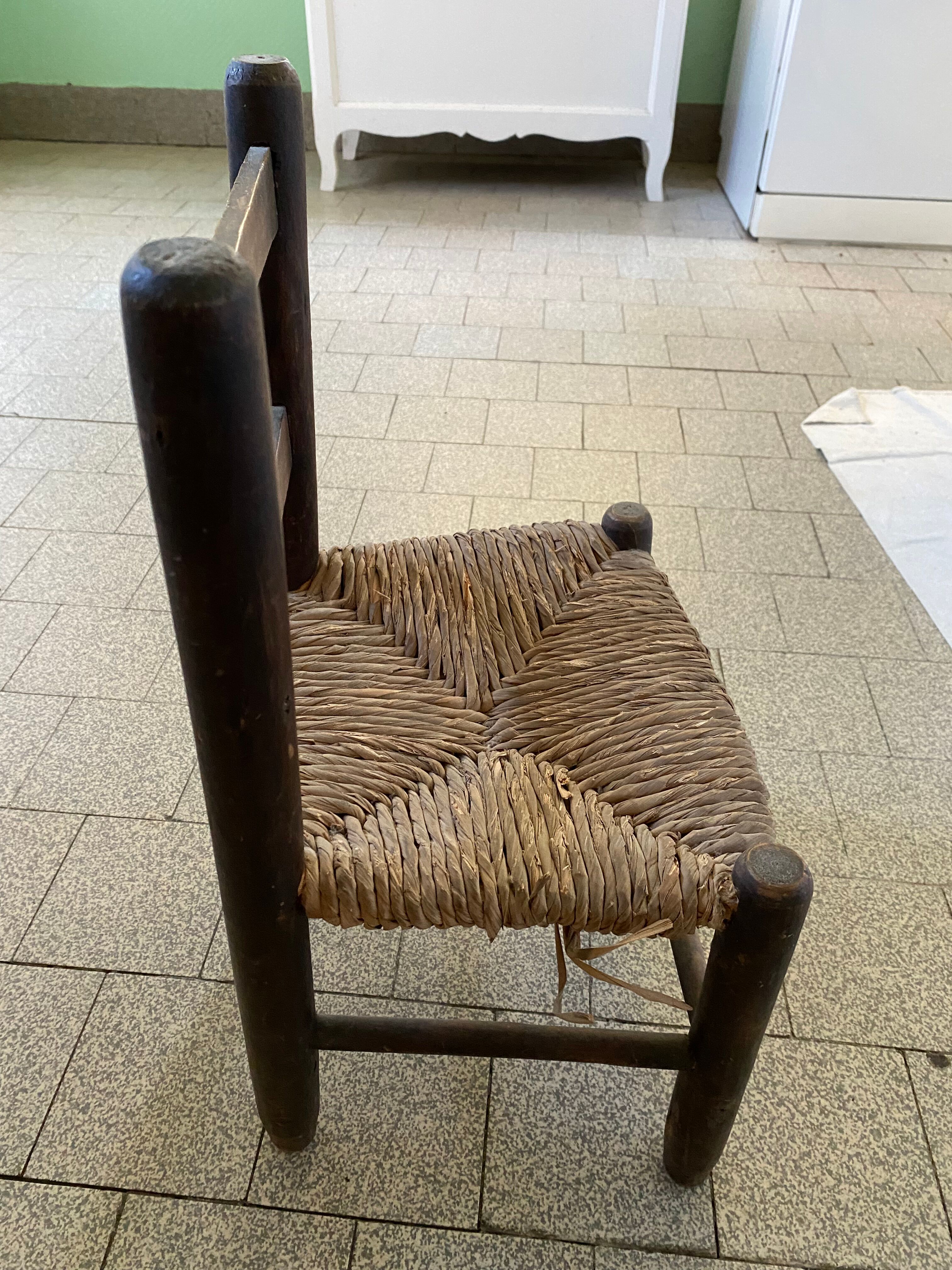 Wooden stool and children's canage