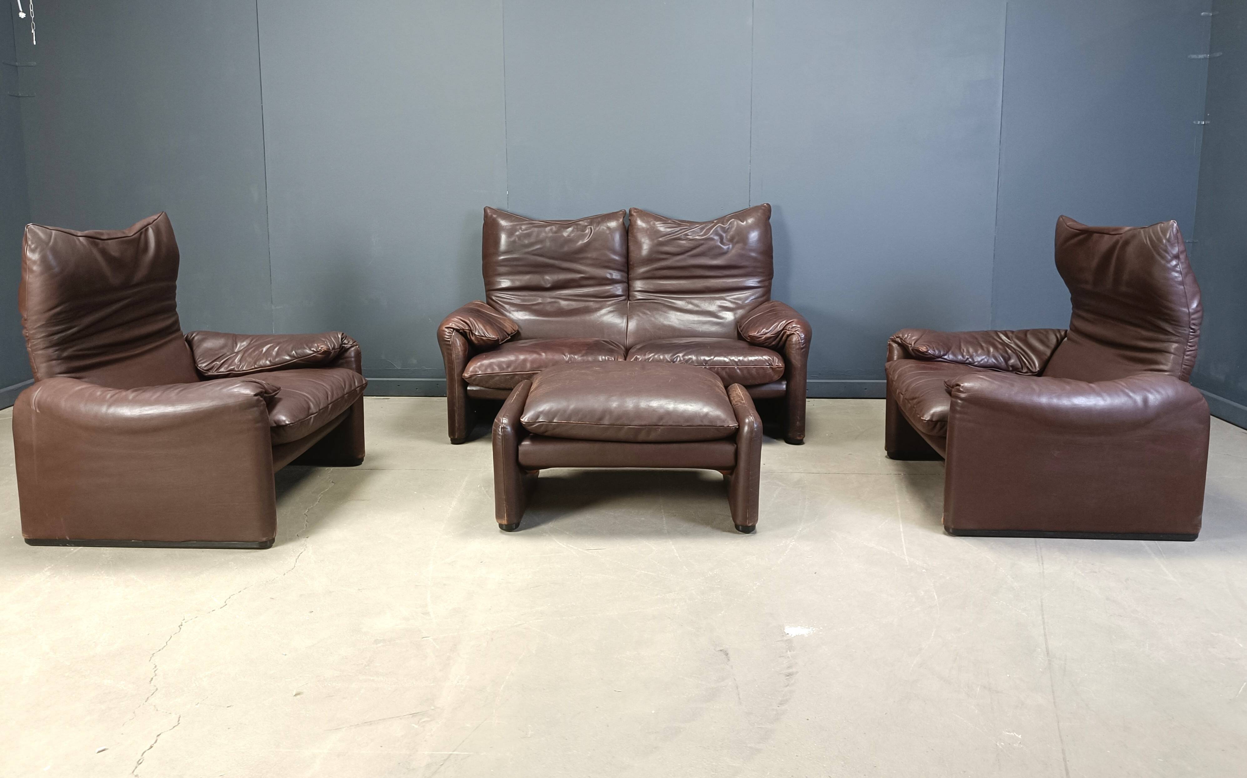 Ensemble de canapés Maralunga en cuir marron vintage, années 1970