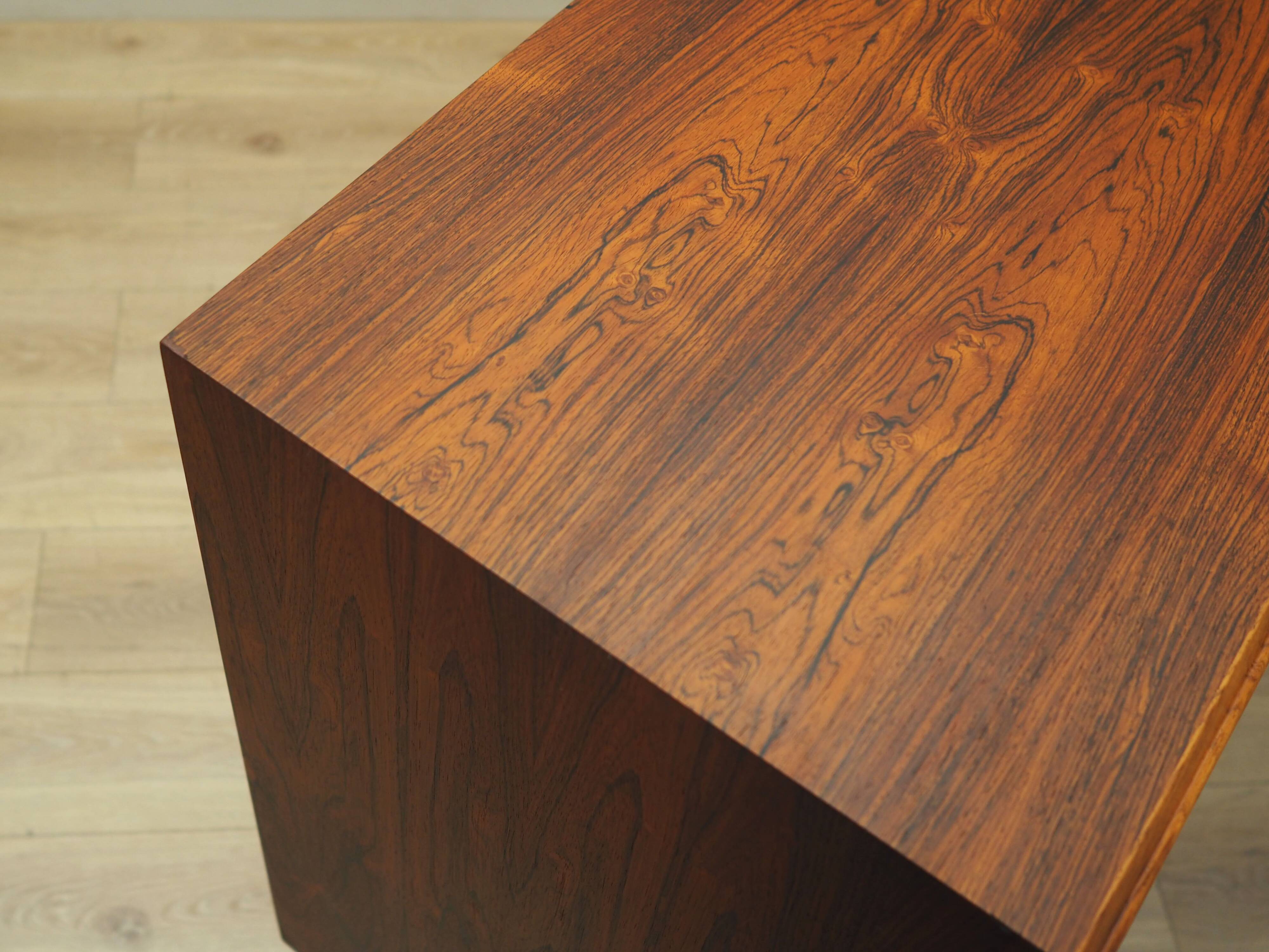 Enfilade en palissandre, design danois, années 1960, designer : E.W. Bach