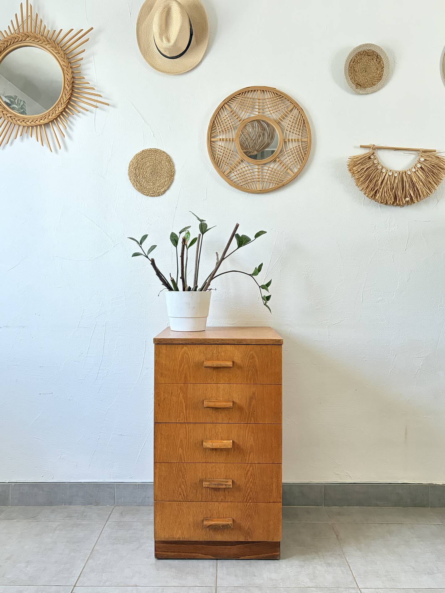 Vintage chest of drawers