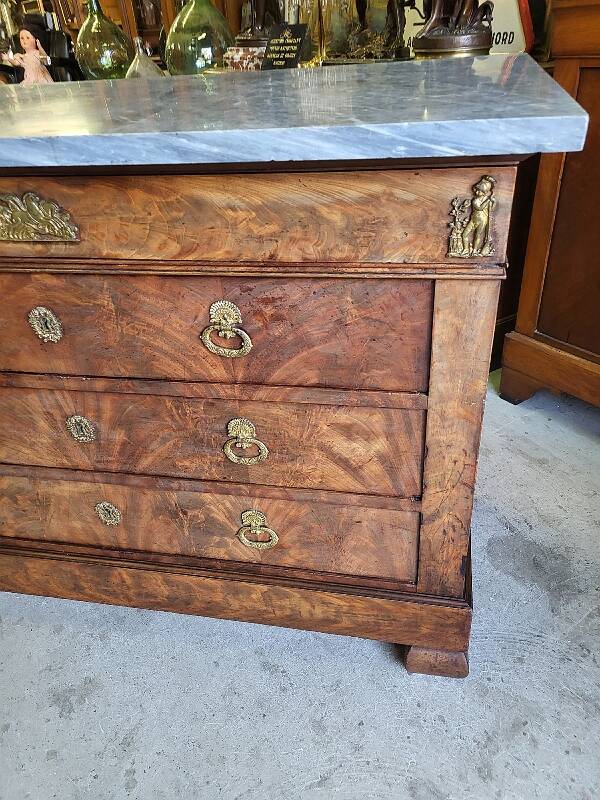 Empire chest of 4 drawers in mahogany from the 19th century
