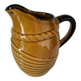 Headband pitcher