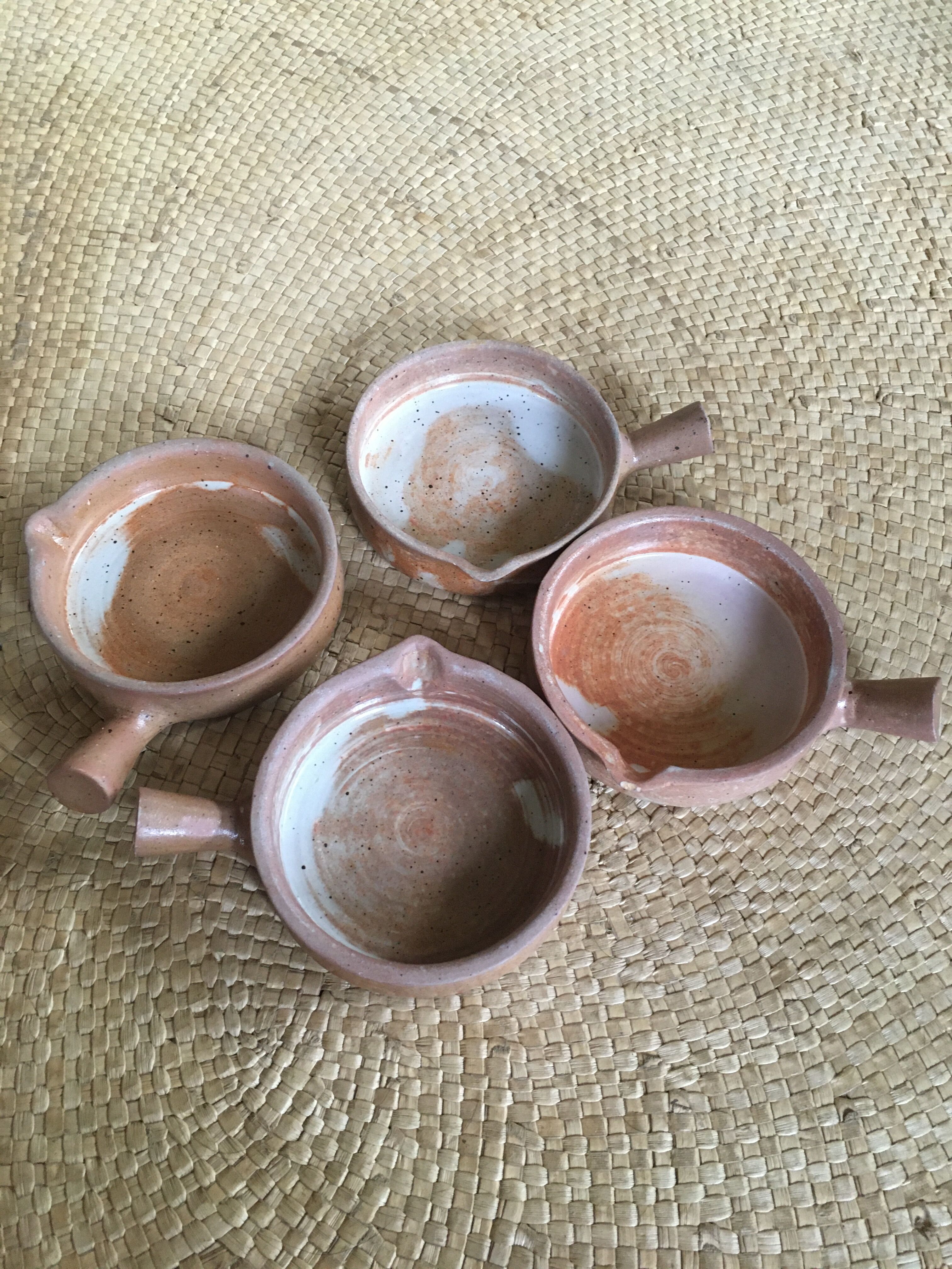 Series of 4 sandstone ramekins
