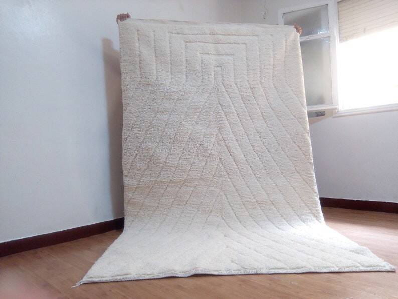 Berber rug design - Beni Ouarain style - Moroccan rug - handwoven in wool - 276 x 170 cm