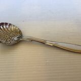 Small spoon for sprinkling sugar