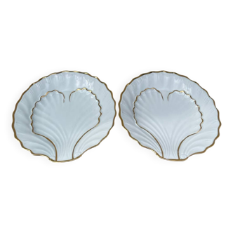 Pair of porcelain shell pocket tray