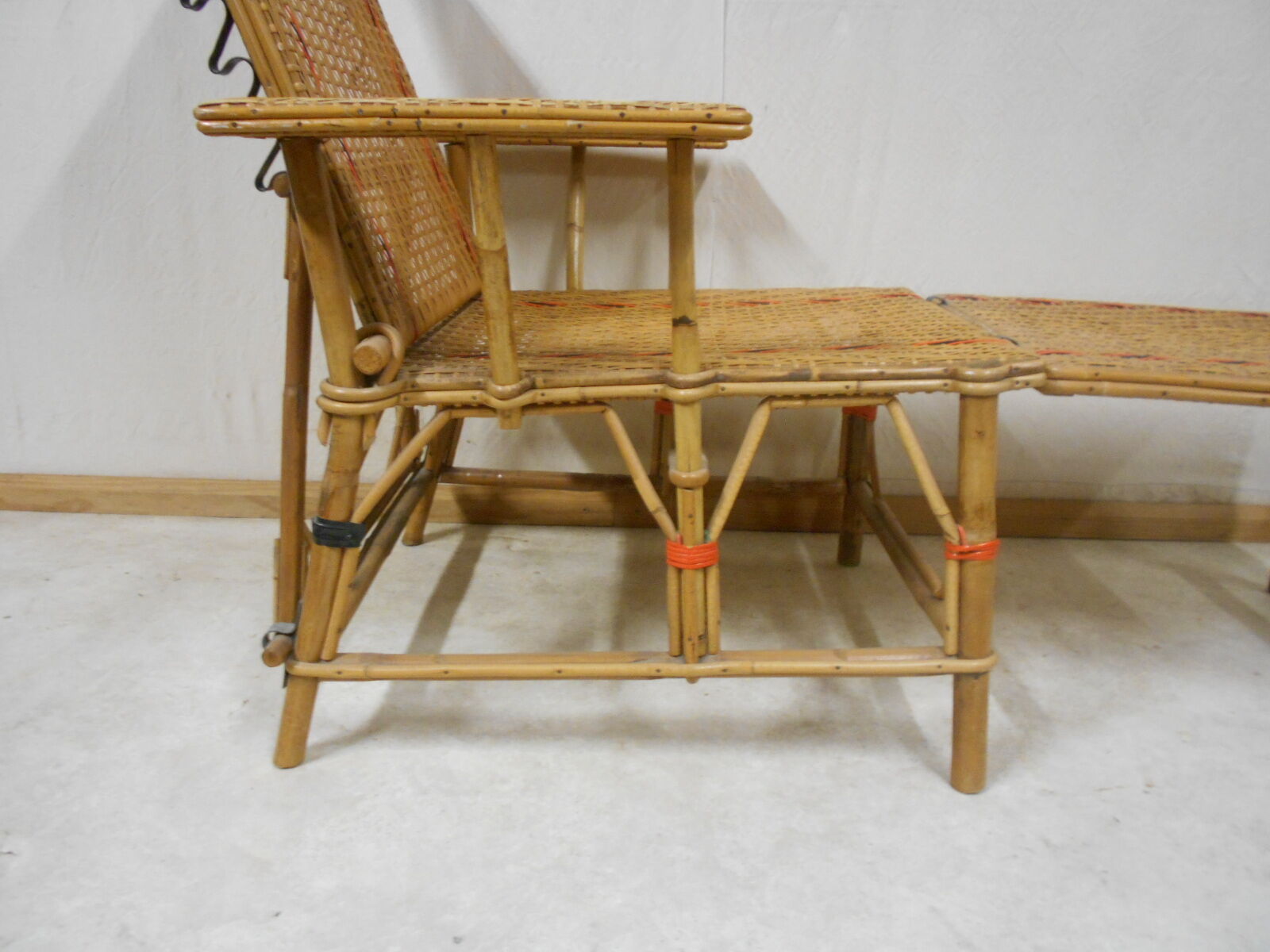 Wicker and rattan lounger