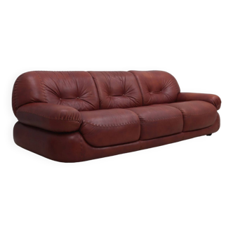 3 seater vintage leather sofa mobil girgi 1970s