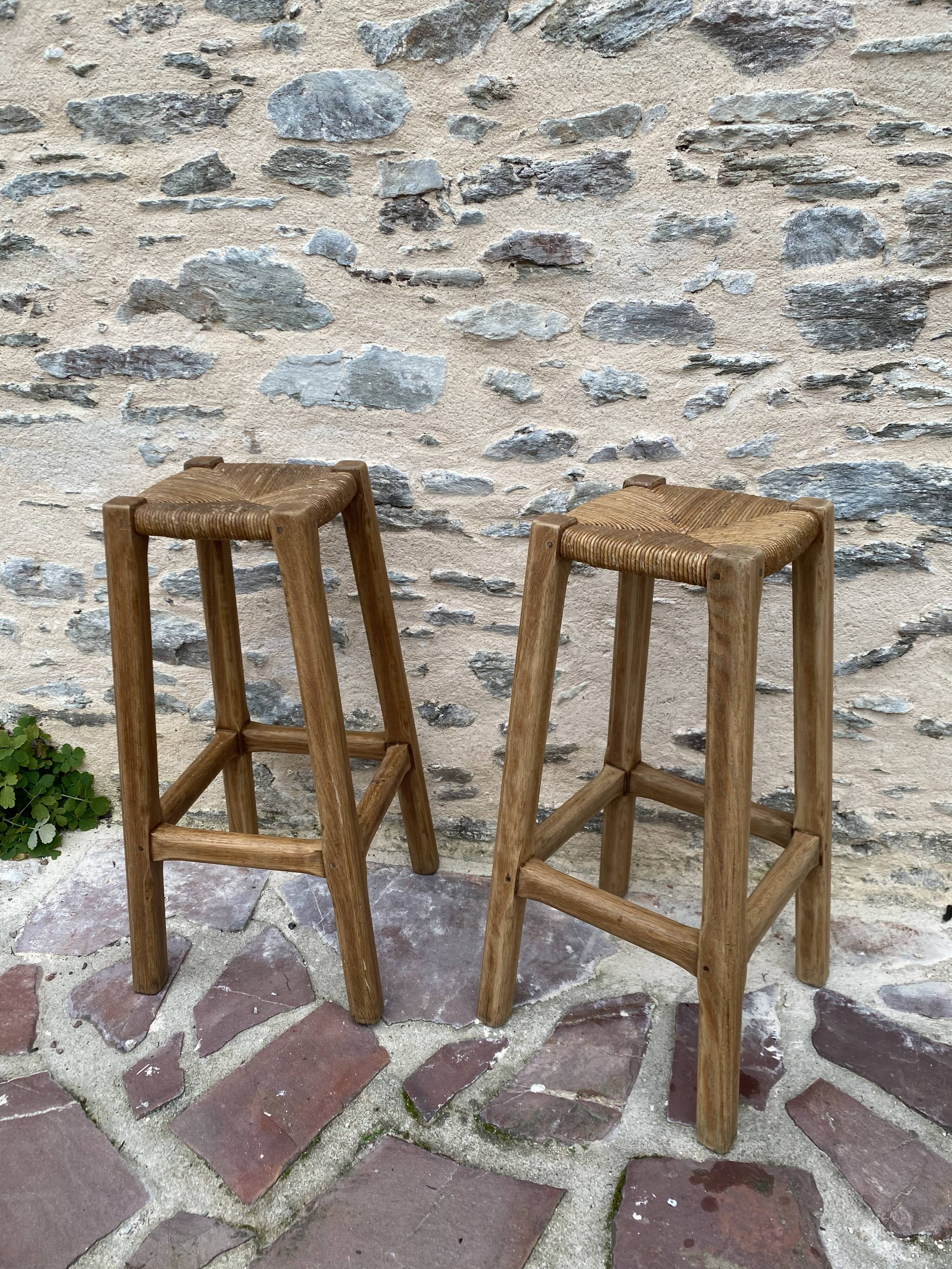 Straw oak stool (individually)
