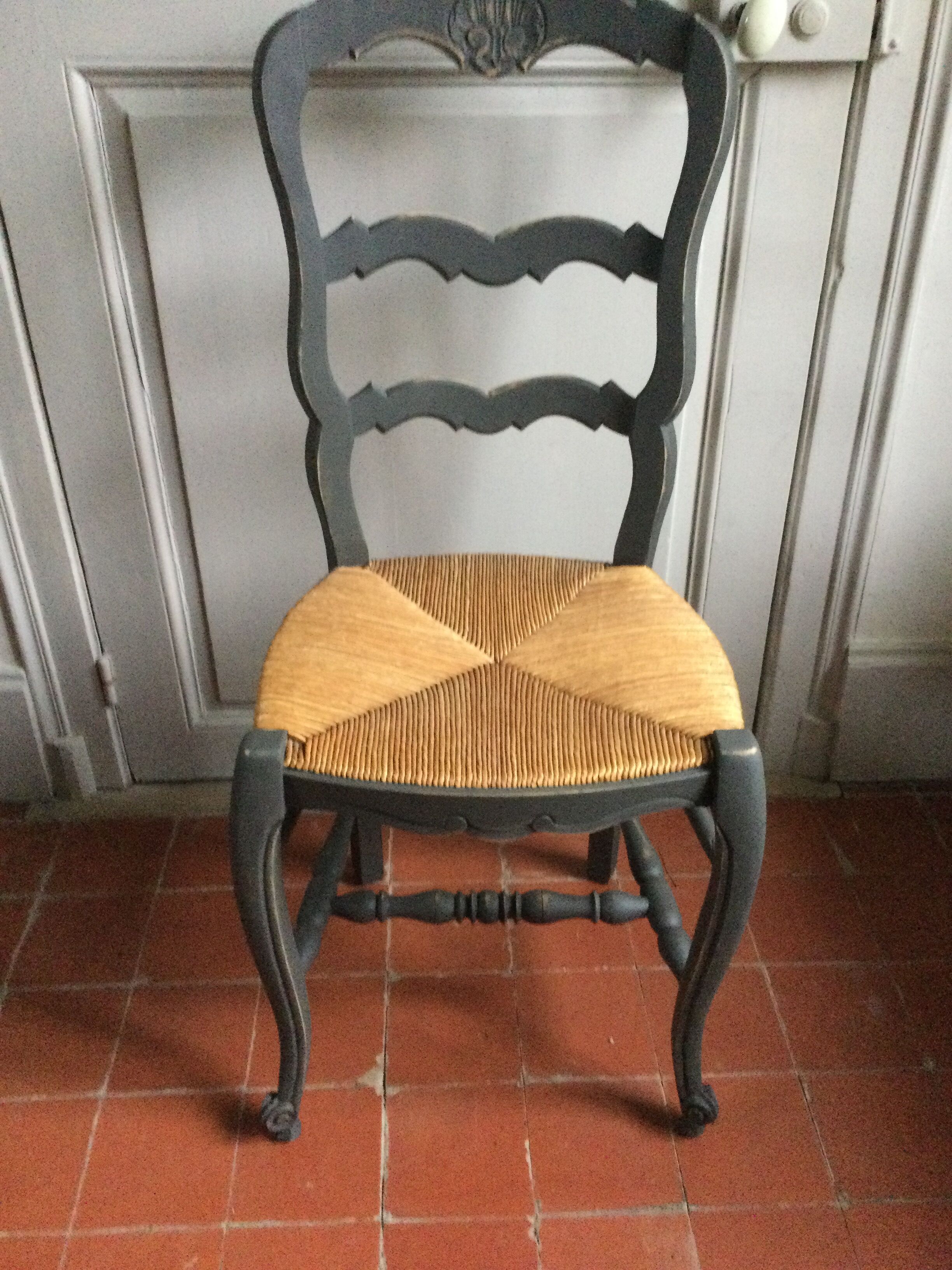 1 set of antique oak chairs