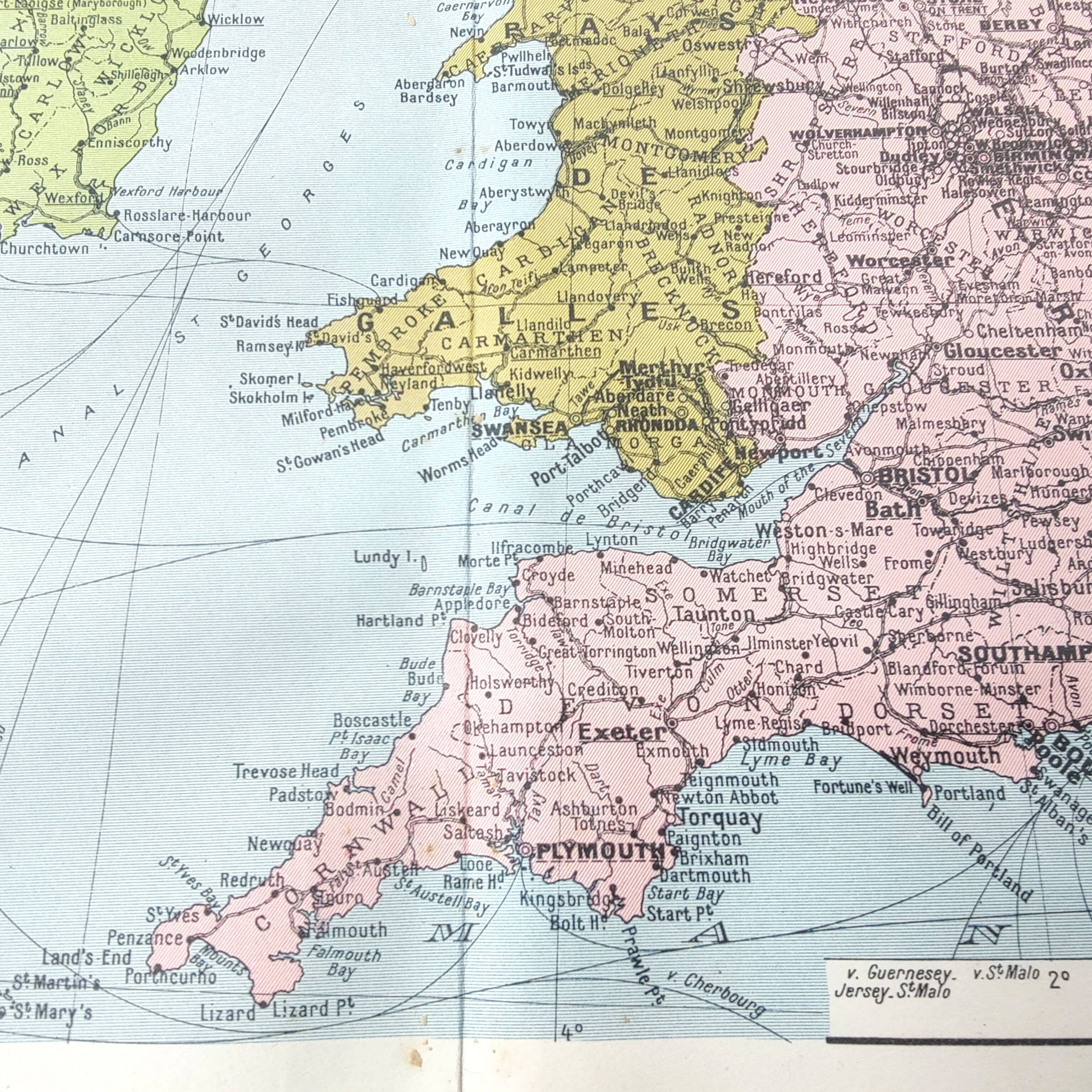 Old map of Great Britain and Ireland 43x43cm from 1950