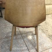 Chaise Tonneau de Guariche pieds bois