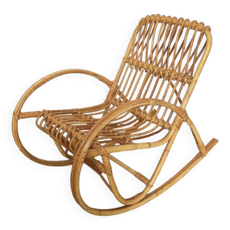 Rocking-chair en rotin pour enfant vintage