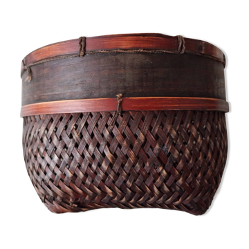 Panier japonais en bambou tressé