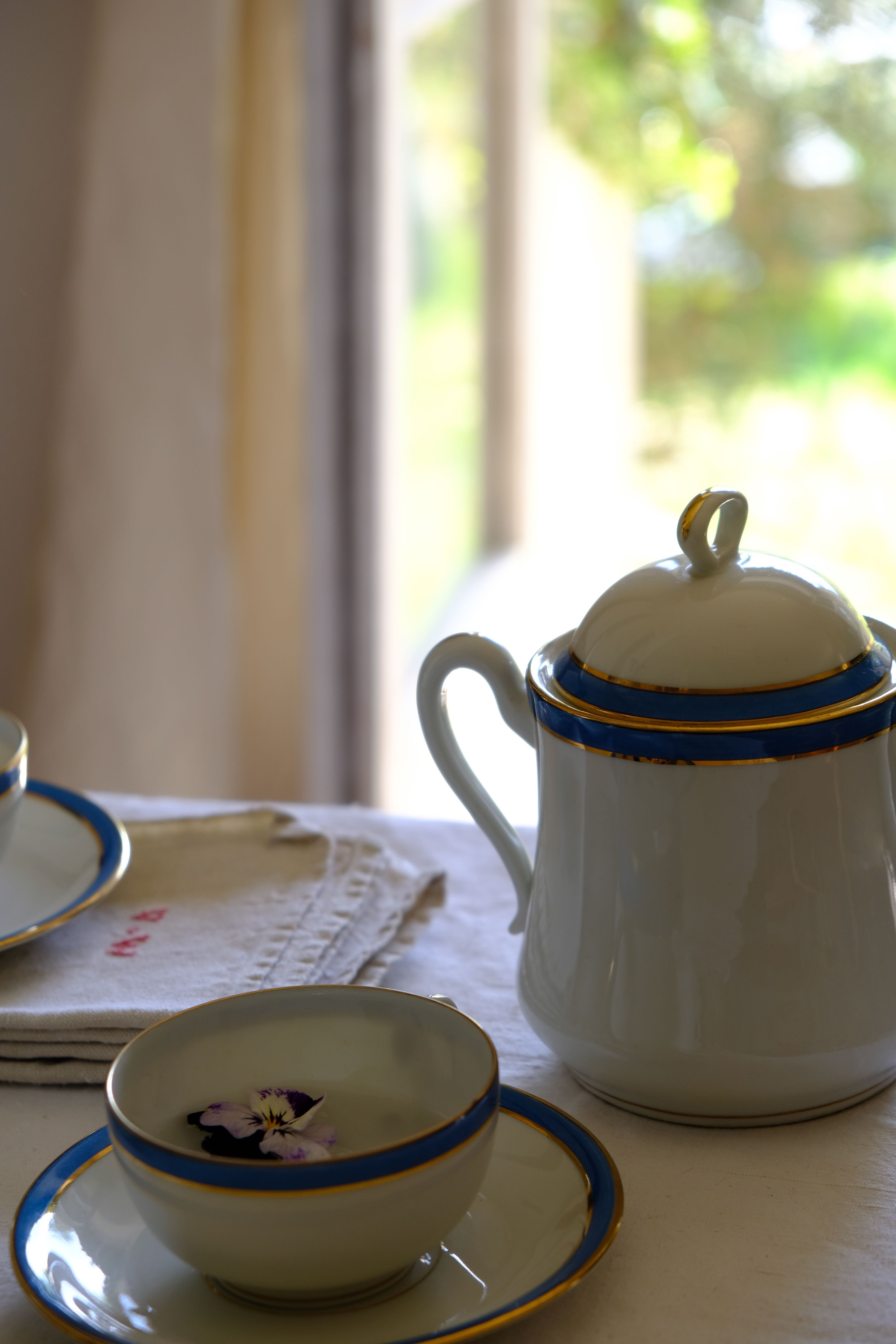 Limoges manufacture BRP fine porcelain tea service circa 1925/30
