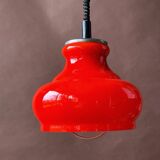 Suspension opaline rouge orange 1970