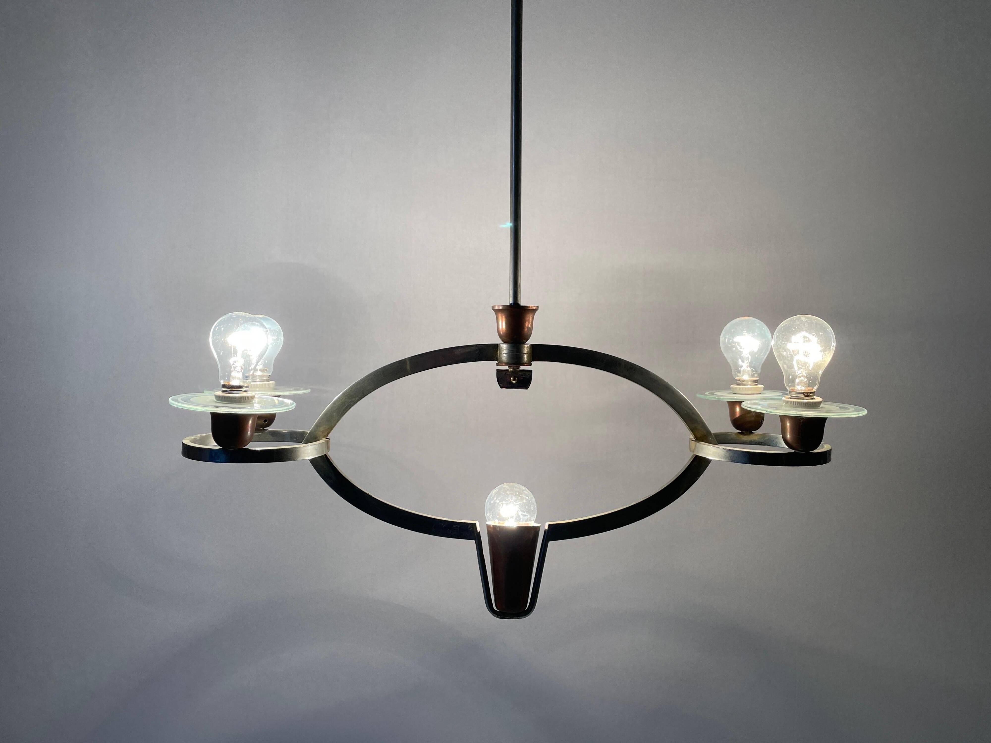 Art Deco chandelier attributed to Pietro Chiesa, 1940s, Italy.