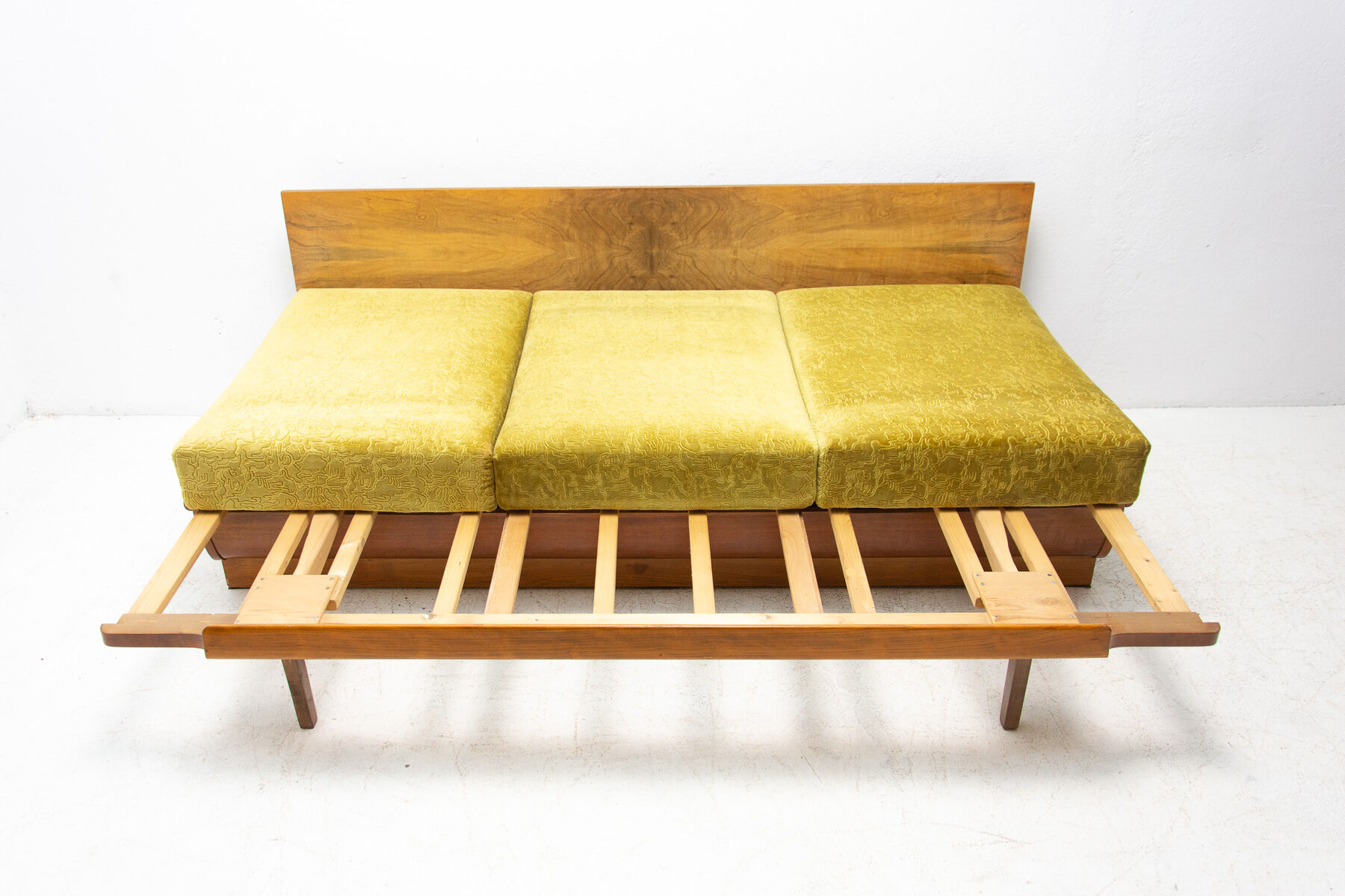 mid century sofabed in walnut by jindrich halabala for up zavody, 1950´s