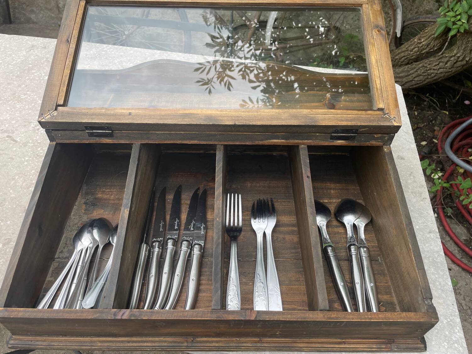 Bistro cutlery rack