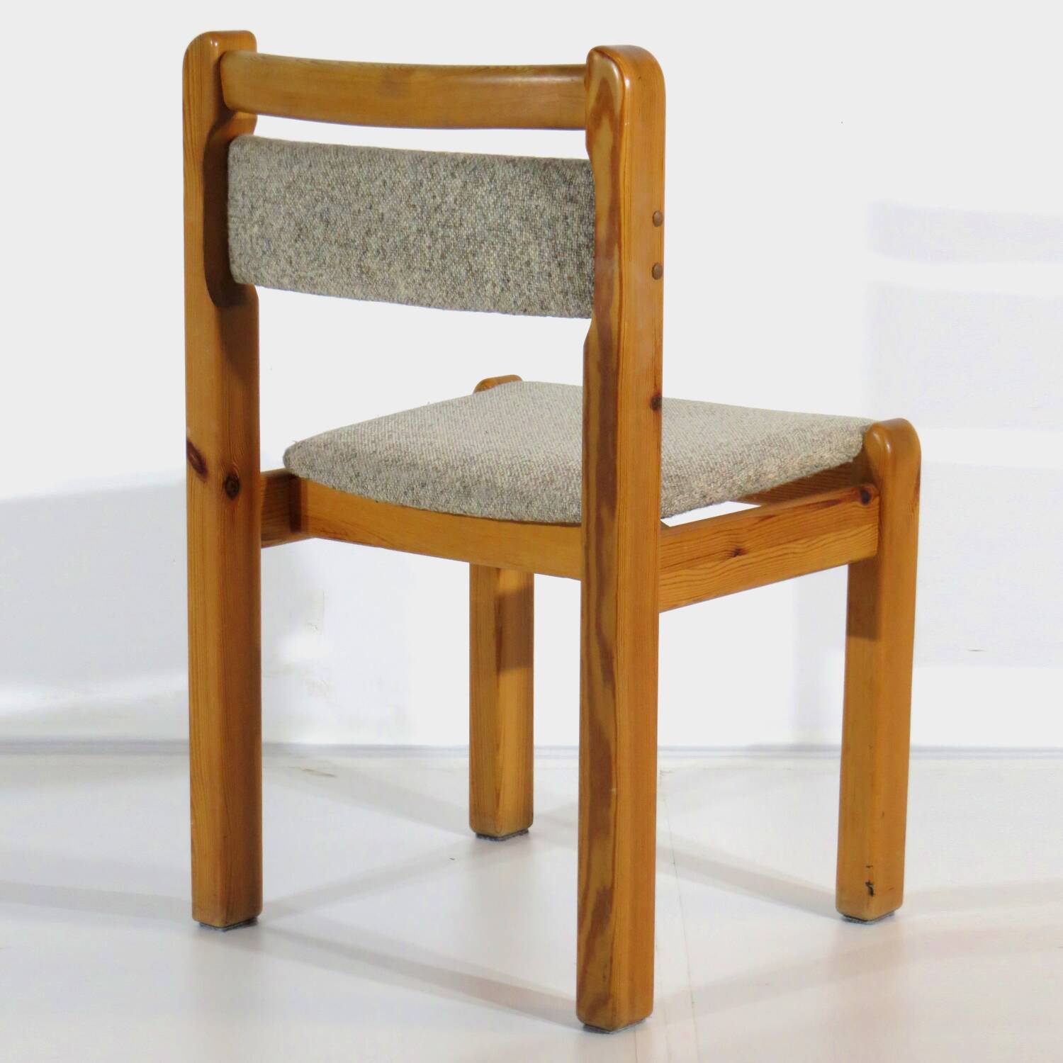 Set of six solid pine vintage mid century modern dining chairs by Danish Thorsø Møbelfabrik, 1960s