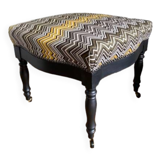 Louis-Philippe style upholstered pouf