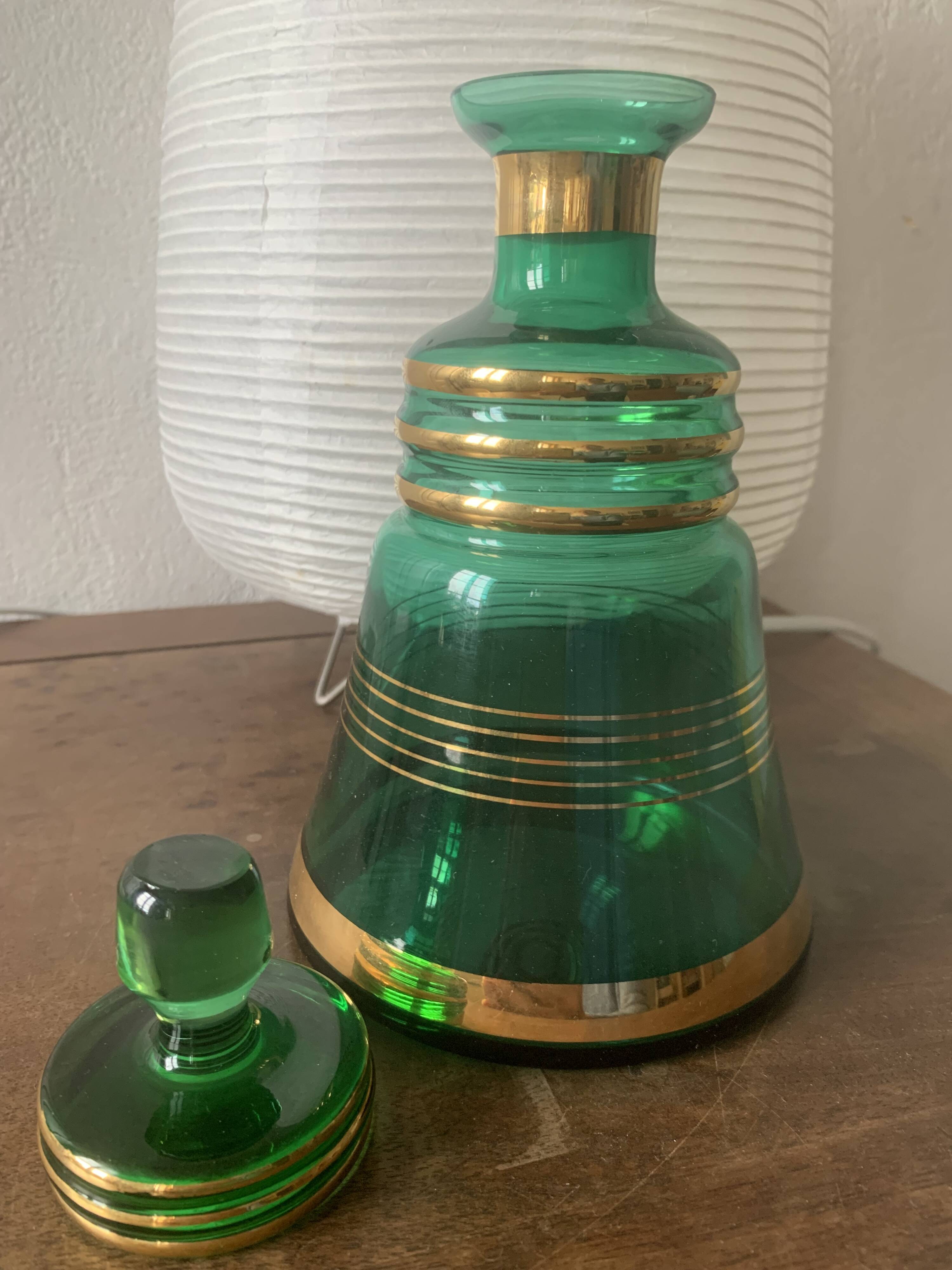 Carafe verre émeraude et or art déco