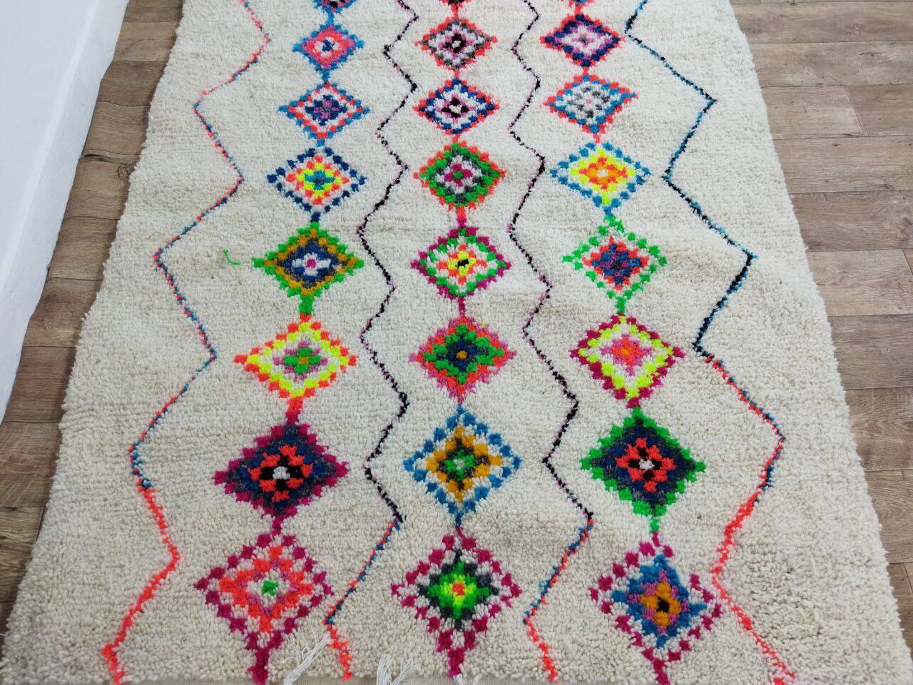 Handcrafted Moroccan Berber Rug 197 X 153 CM